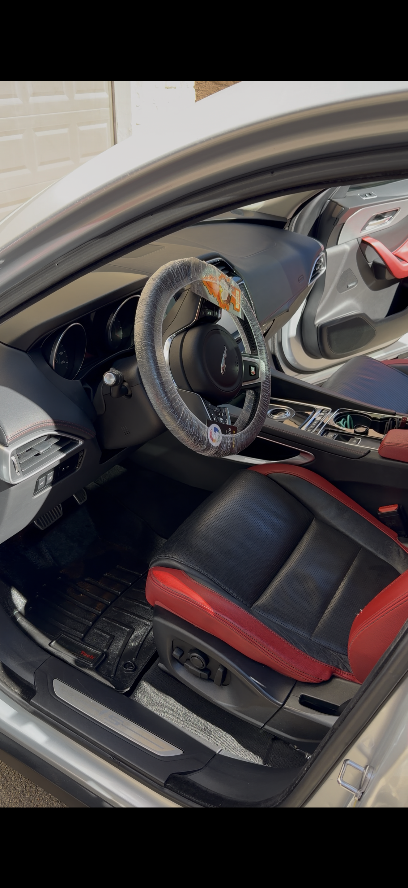 Jaguar SUV interior detail