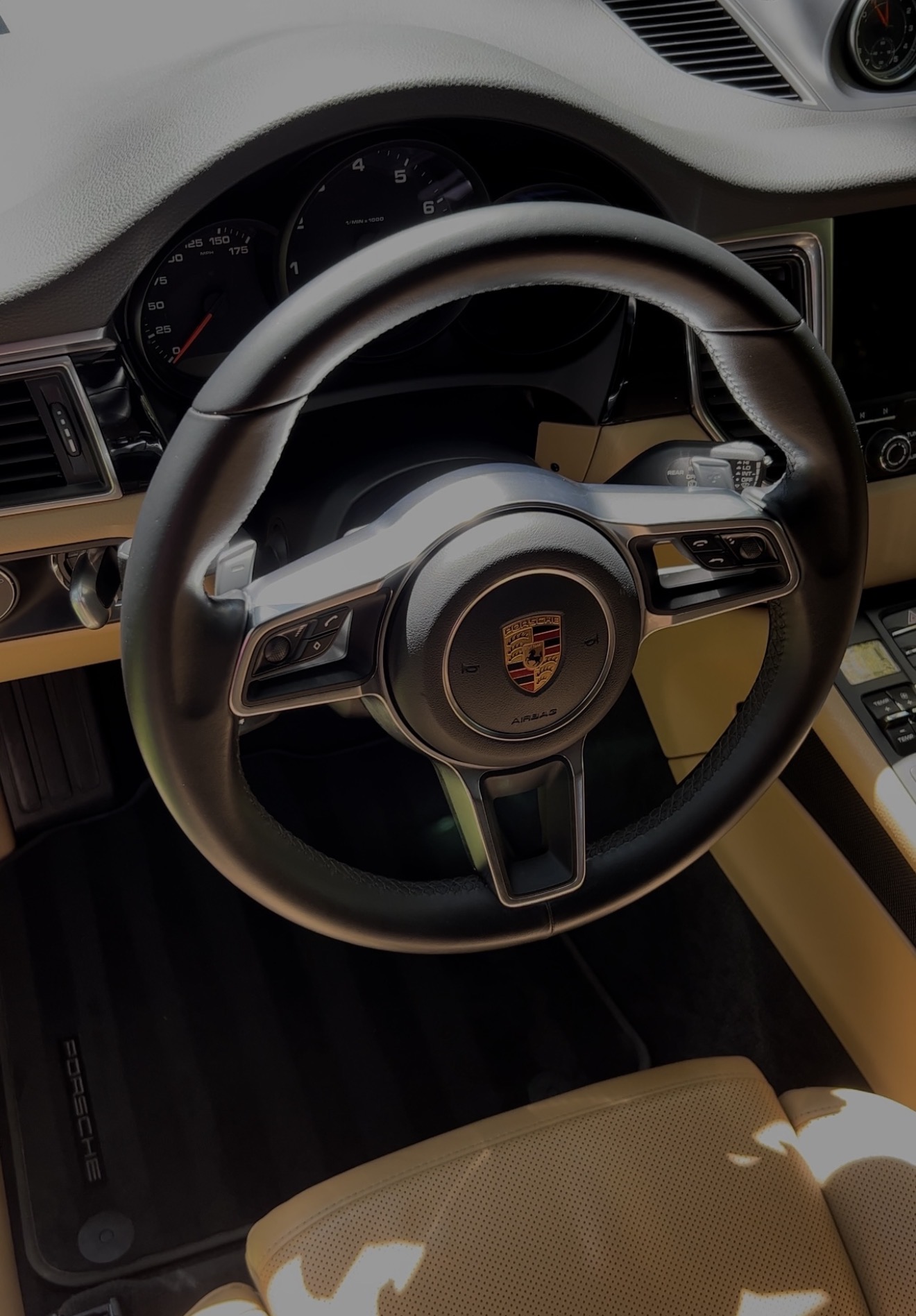 Porsche interior detail in Downtown San Antonio TX by Lizardi Mobile Detailing